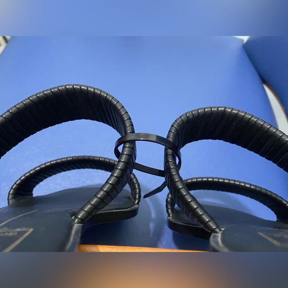 NWOT Dolce Vita Ilize black sandal, Size 10 - Picture 13 of 15